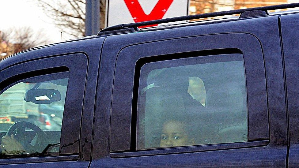 Sasha Obama in car