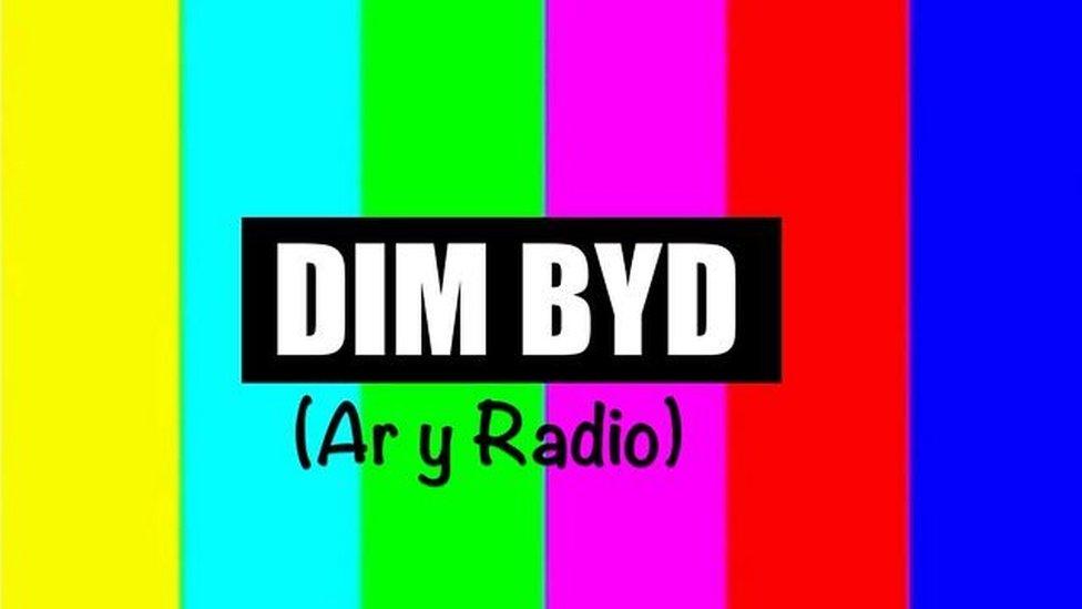 Dim Byd ar y Radio