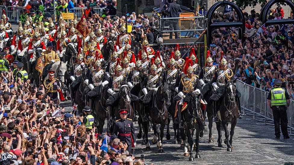 Household Cavalry on the Royal Mile