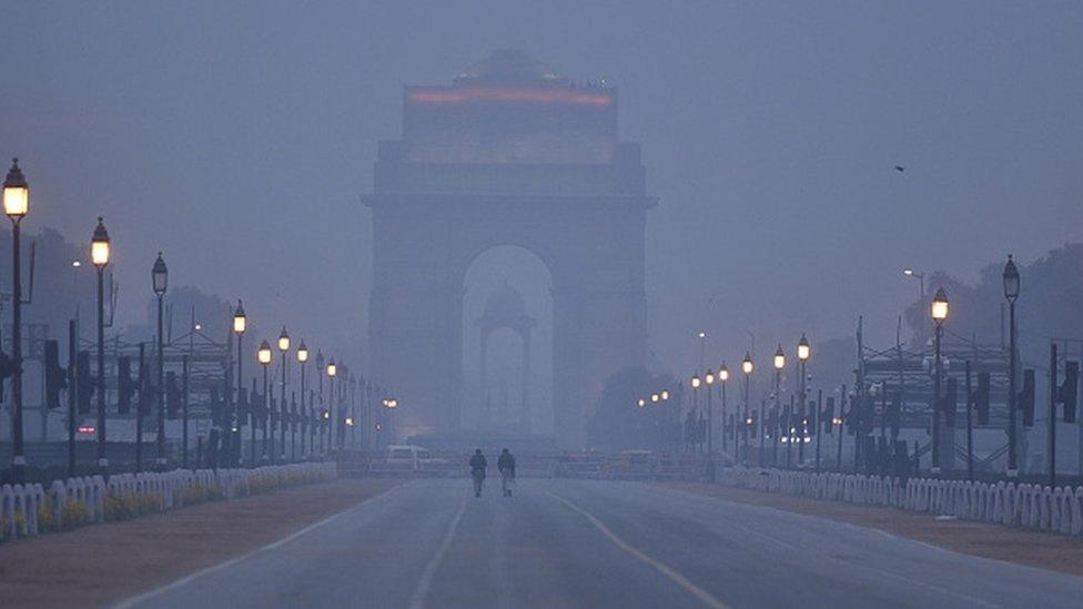 India Gate in Delhi covered in smog