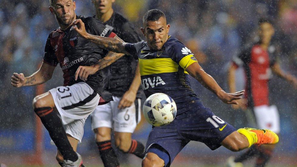 Carlos Tevez playing for Boca Juniors