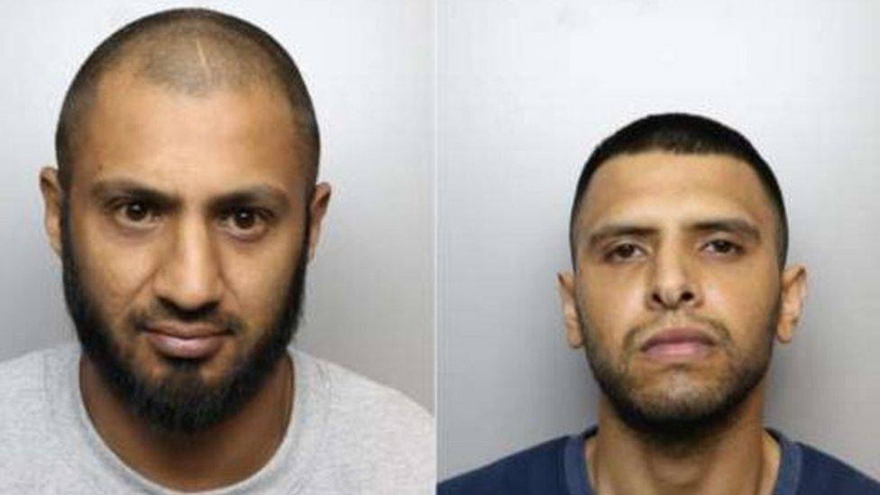 Amjad Khan (L) and Ismail Khan (R)