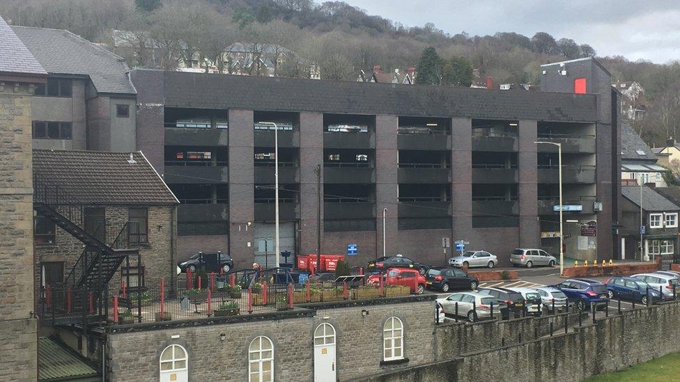 Berw Road Car Park