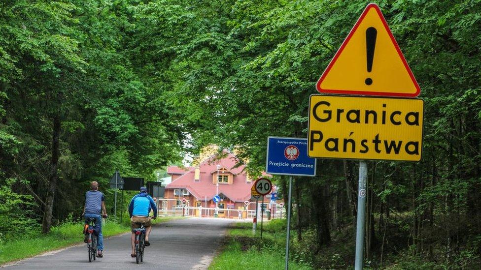 Image shows the border crossing between Poland and Belarus