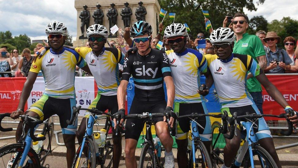 Chris Froome with Team Rwanda Prudential RideLondon-Surrey Classic