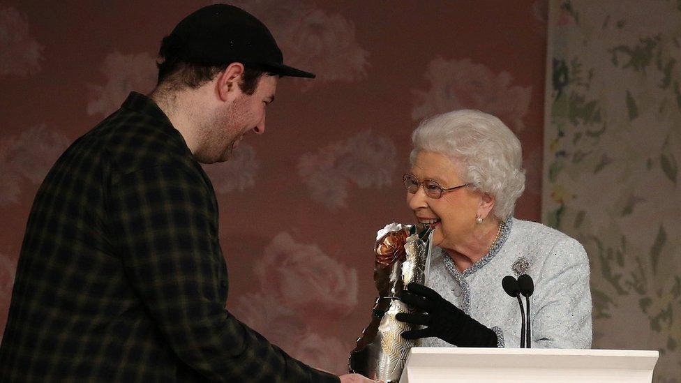 The Queen and Richard Quinn