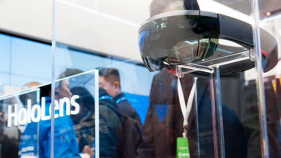 Microsoft HoloLens