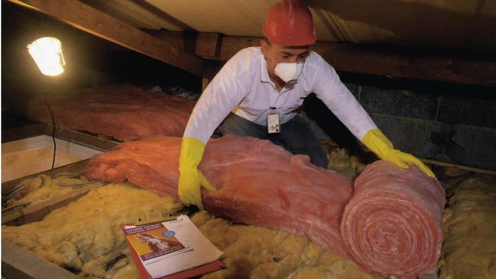 Laying loft insulation