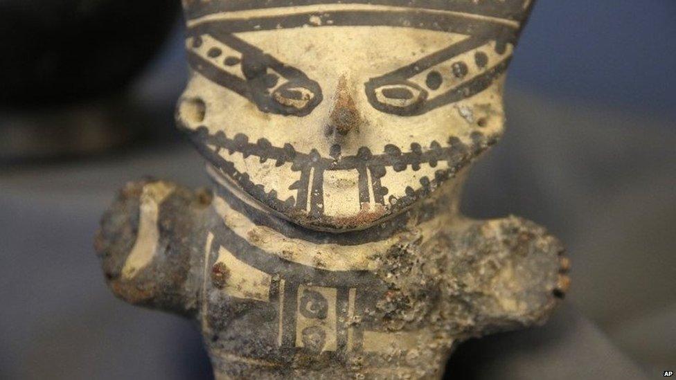 Peruvian artefact returned by the US 21 Oct 2014