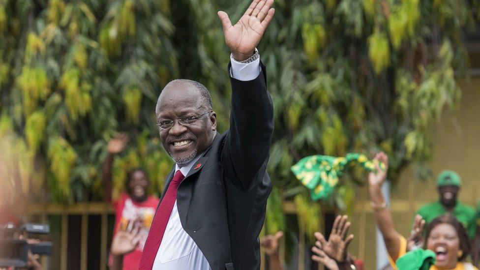 John Magufuli waving