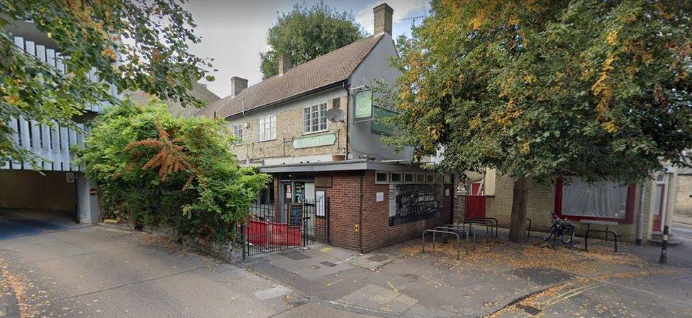 Maypole pub in Cambridge