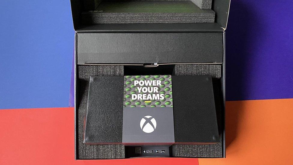 An Xbox Series X