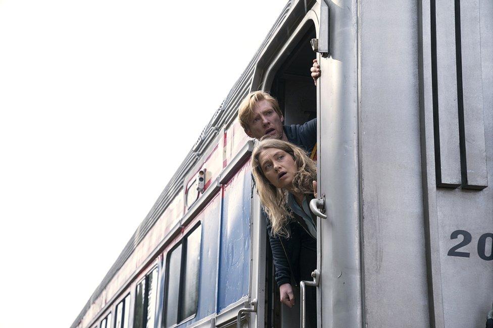 Domhnall Gleeson as Billy & Merritt Wever as Ruby in Run