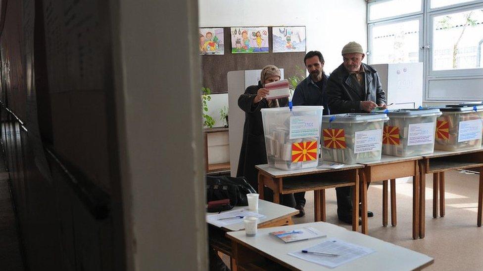 Macedonians voting in a previous election