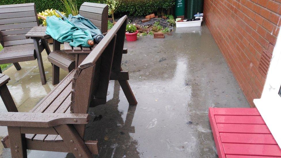 Garden benches and sewage