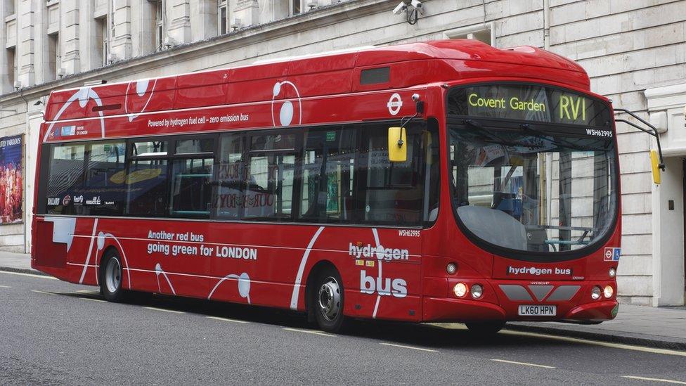 Hydrogen bus