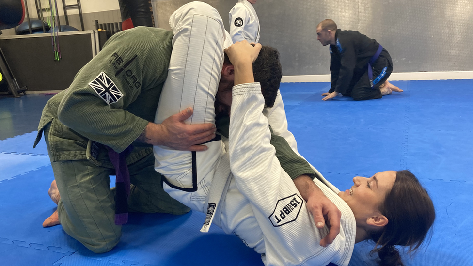 Natasha Marques doing Brazilian jiu-jitsu