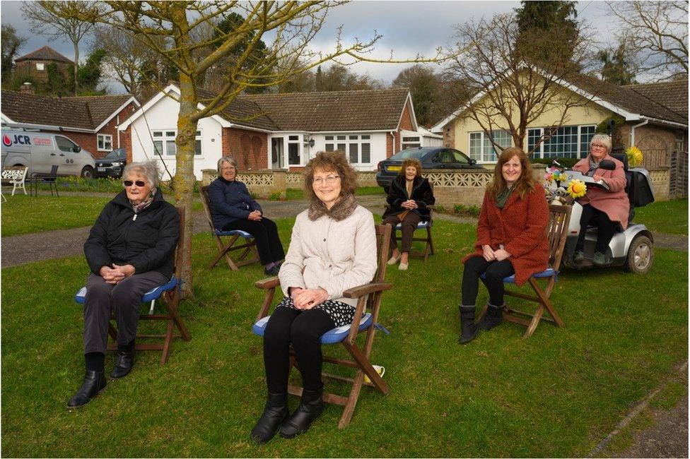 l-r Sylvia Bambridge, Heather Andrews, Lesley Sheldon, Phyllis Jarmyn, Karen Naylor and Fee Willingham