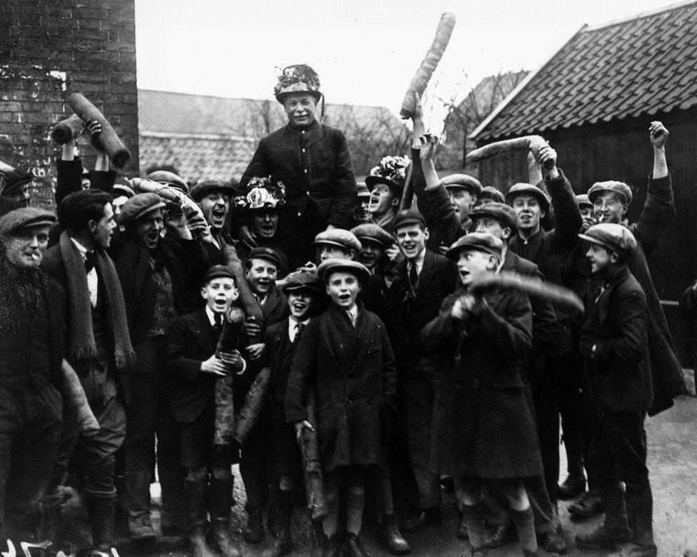 Haxey Hood, 1928