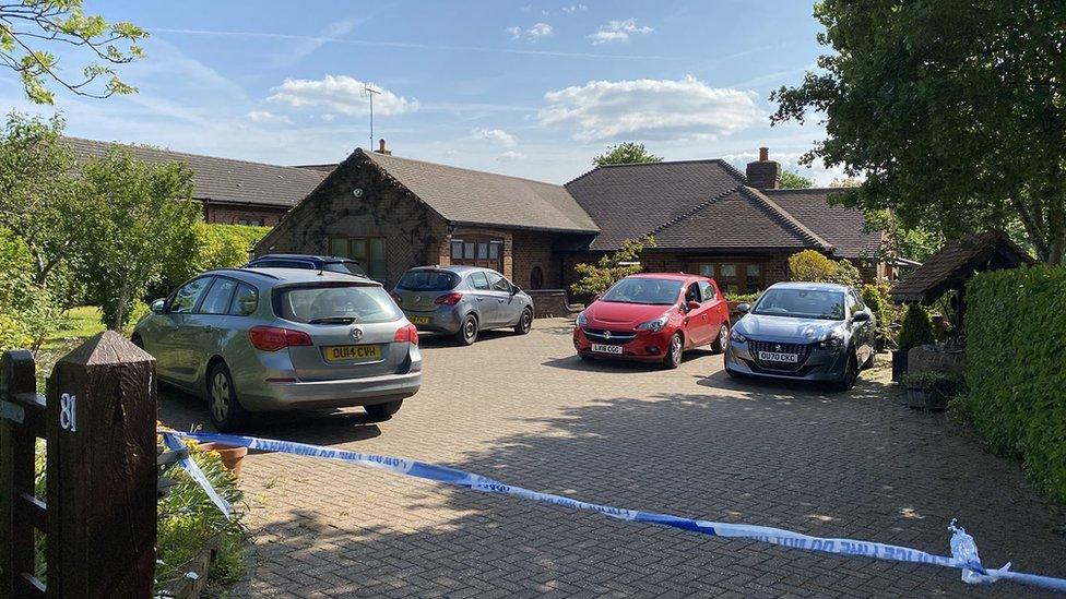 Police in Bradwell Road, Loughton, Milton Keynes