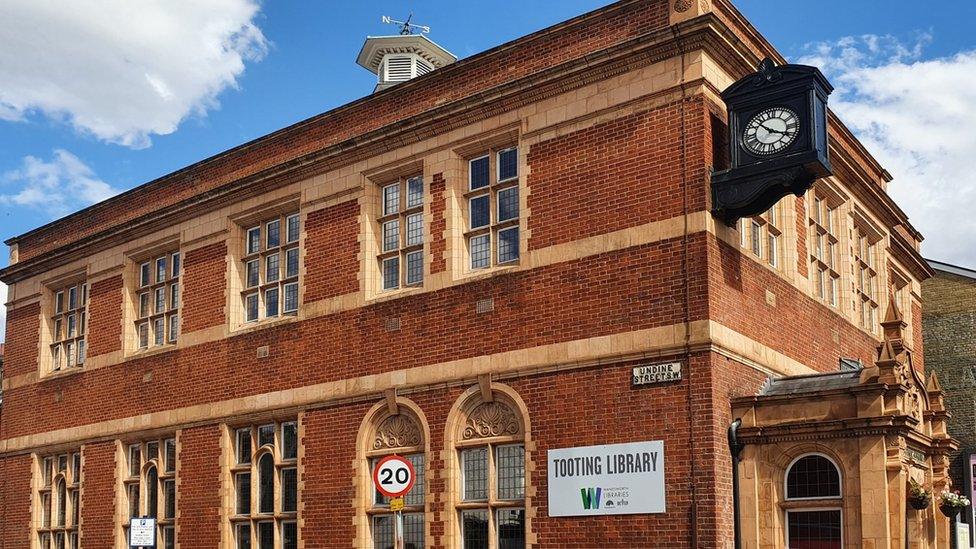 Tooting Library