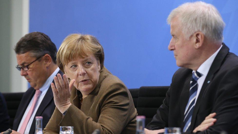 From left to right: Sigmar Gabriel, Angela Merkel, Horst Seehofer of the CSU in Berlin on 14 April 2016