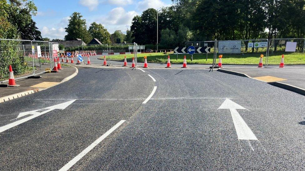 Resurfaced roads by the A6 at Clophill