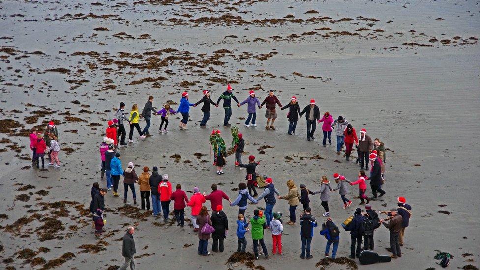 Hunt the Wren in Port St Mary