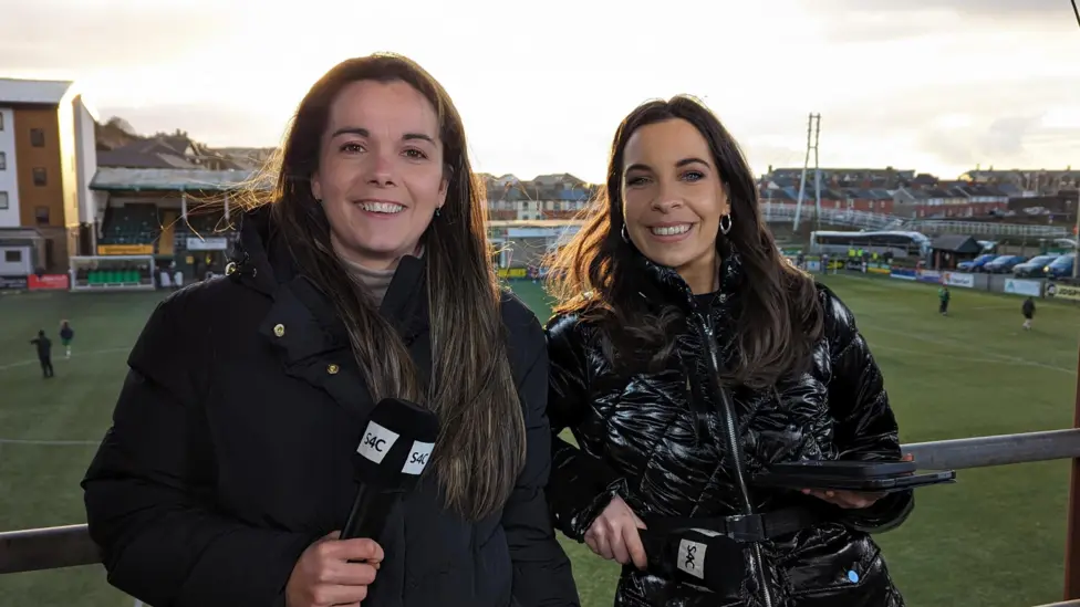 Sioned Dafydd a Gwennan Harries