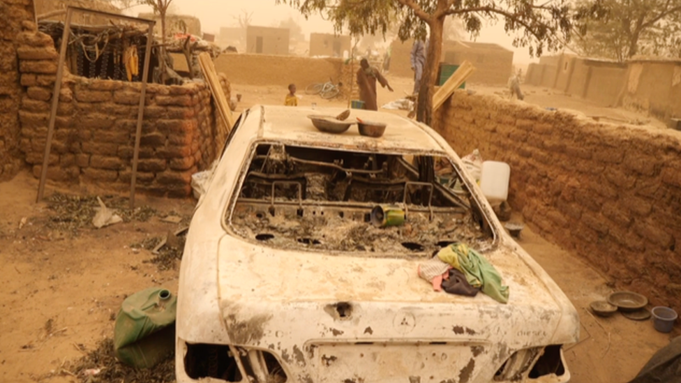 Damaged car in Mali