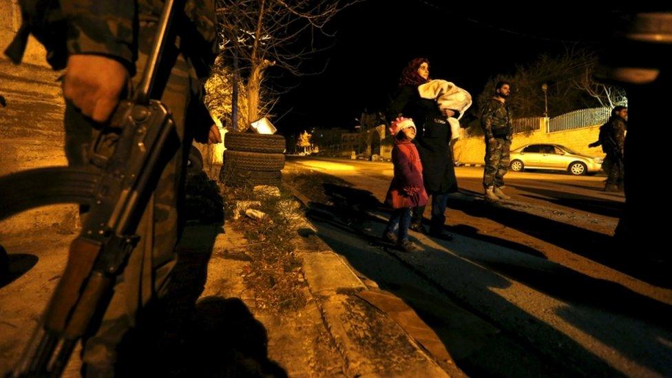 Residents waiting to leave Madaya, 11 Jan