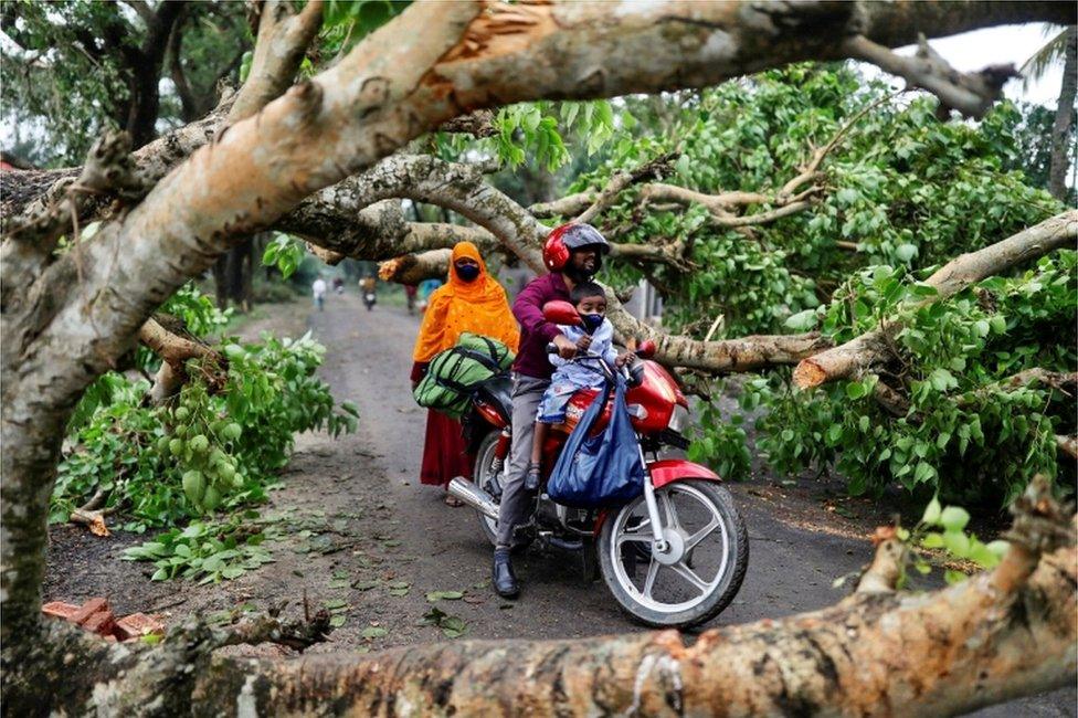 cyclone bangladesh