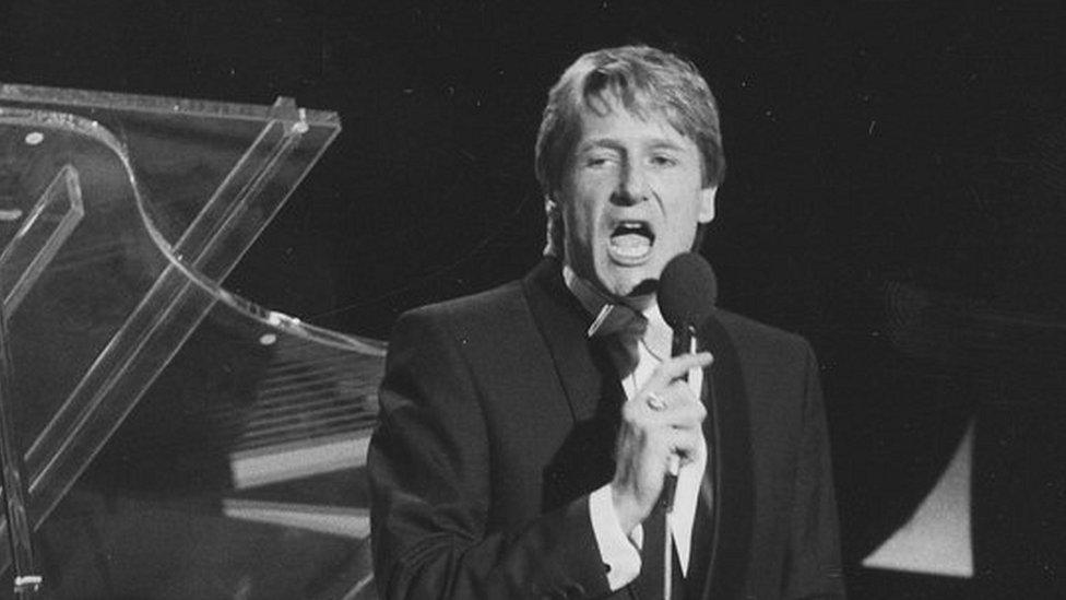 Joe Longthorne