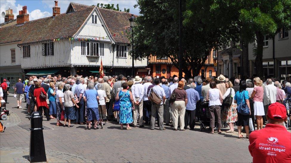 A crowd in Ipswich town centre for the unveiling of the statue of Cardinal Thomas Wolsey