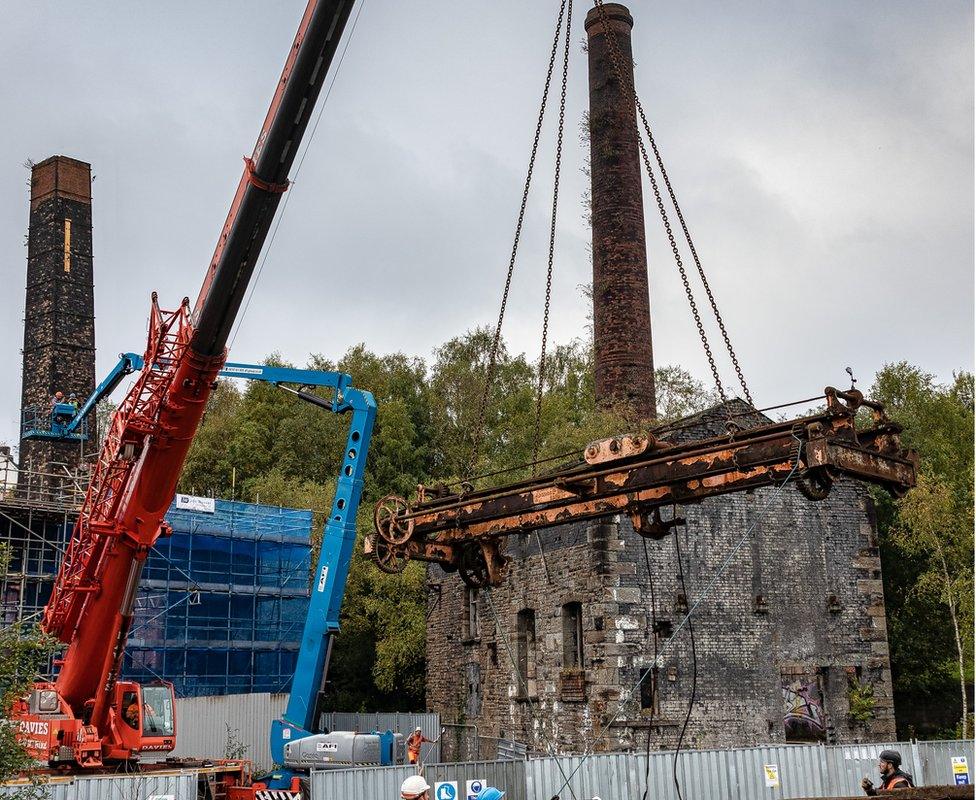 The Musgrave engine crane being removed from the site by crane