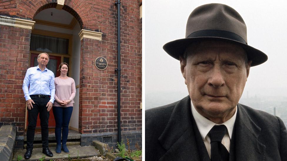 Steve and Abigail Johnson (left) and LS Lowry