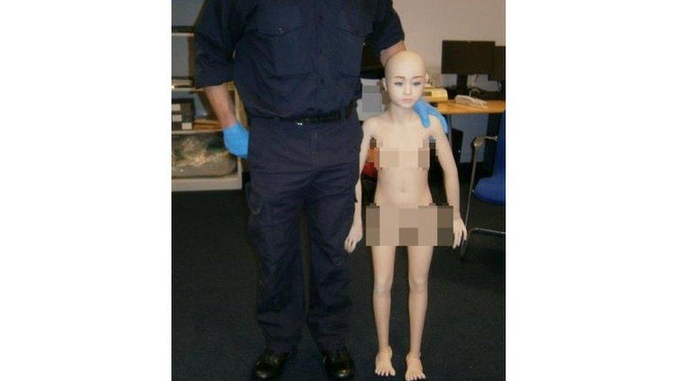 Brian Hopkins, smuggler of child sex doll, given suspended sentence - BBC  News