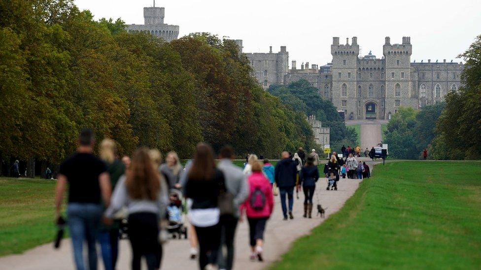 Mourners walking along the Long Walk in Windsor