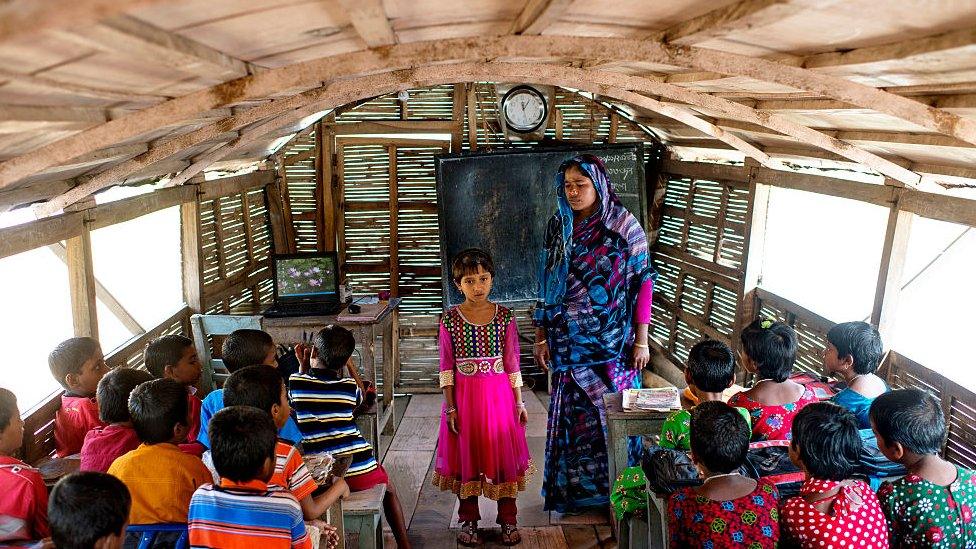 Schoolkids in Bangladesh