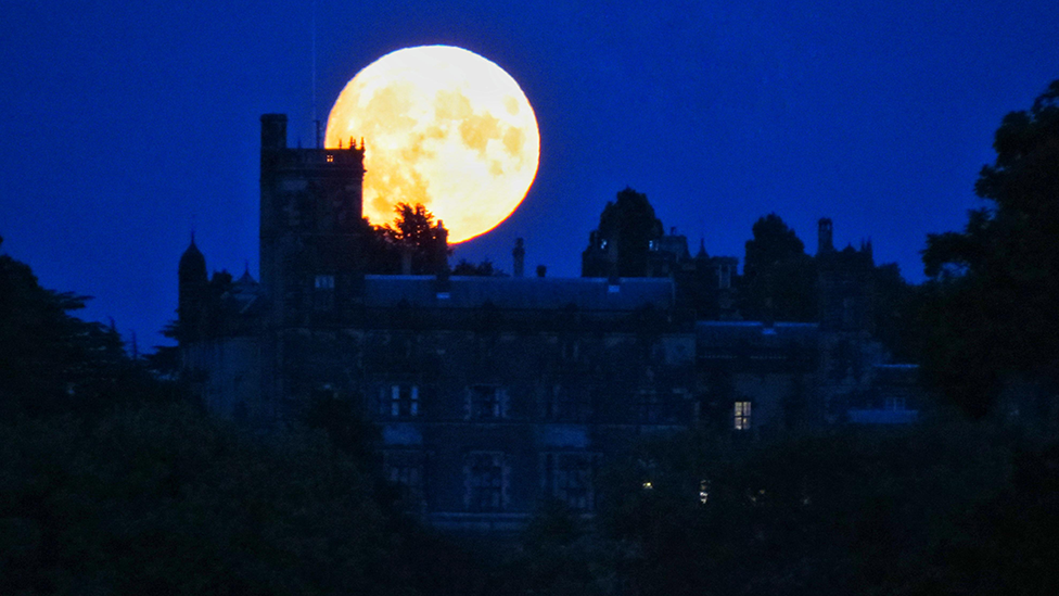 Moon over Baxterley, in Warwickshire