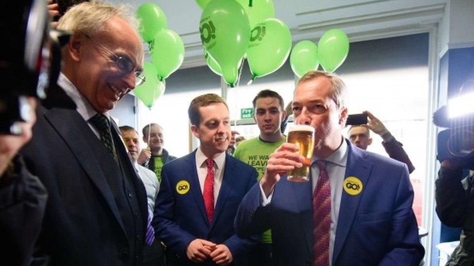 Tory MP Peter Bone (L) and Tom Pursglove MP join UKIP leader Nigel Farage in "The Little Ale House", in Wellingborough ahead of launch of Grassroots Out campaign