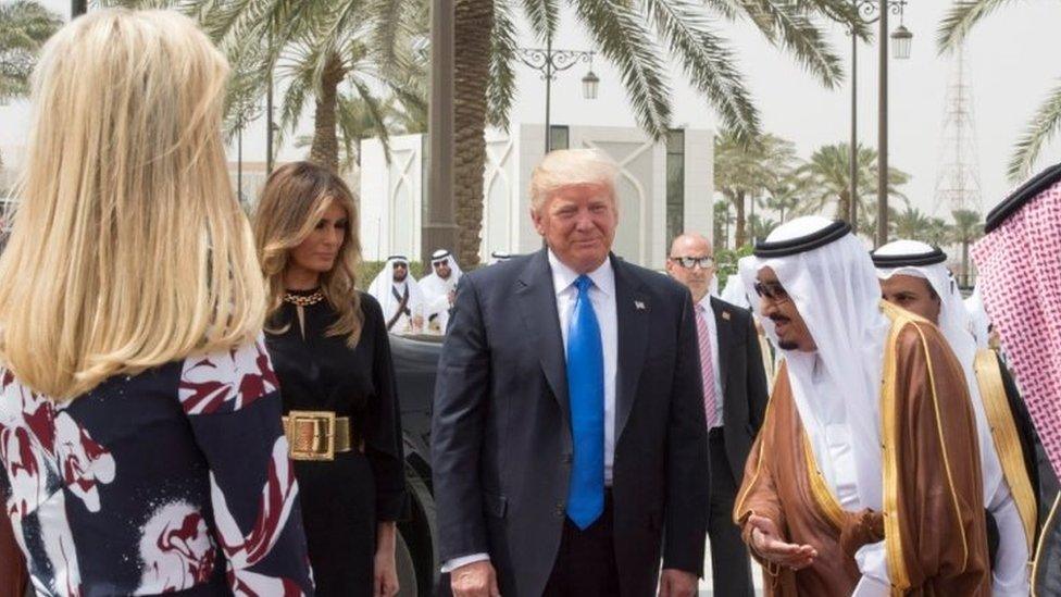 From left to right: Ivanka Trump, Melania Trump, Donald Trump and King Salman bin Abdulaziz Al Saud