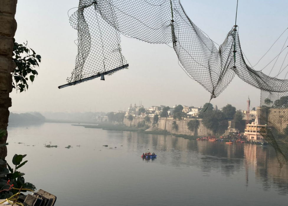 What's left of the bridge at Morbi