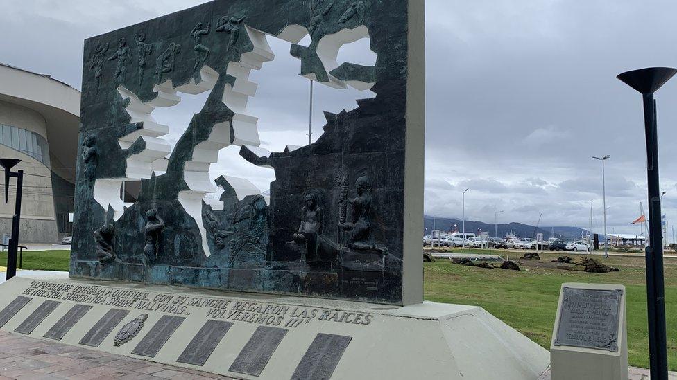 A memorial to fallen Argentine soldiers