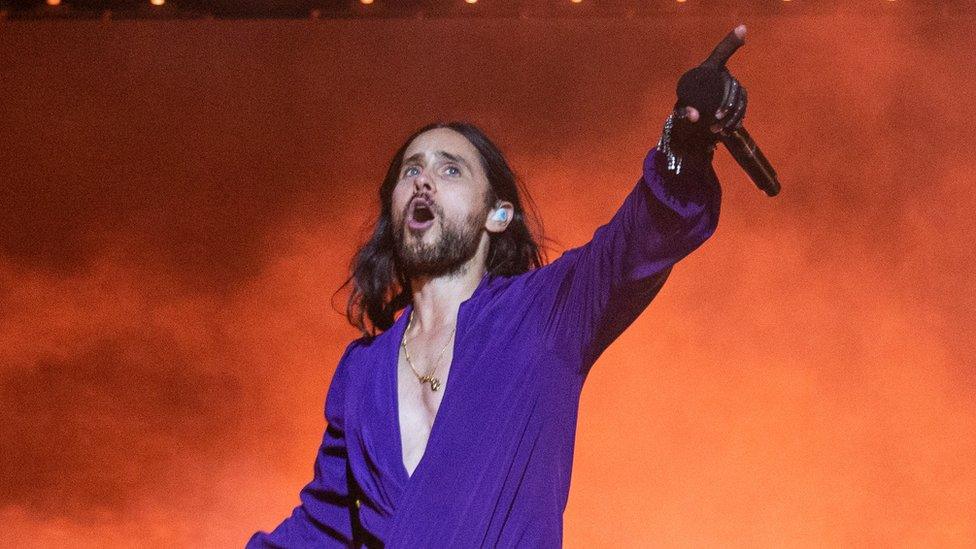 Jared Leto singing.