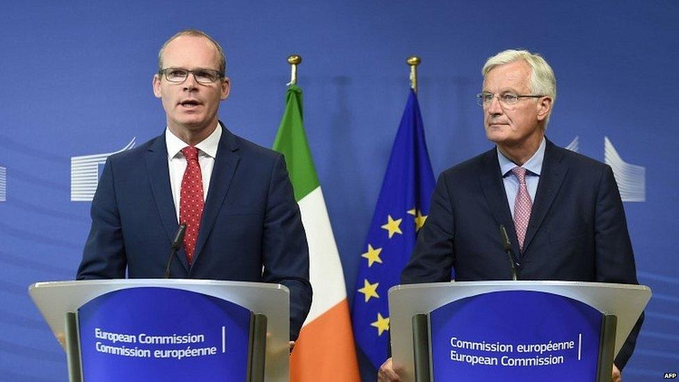 Michel Barnier (right) with Irish foreign minister Simon Coveney