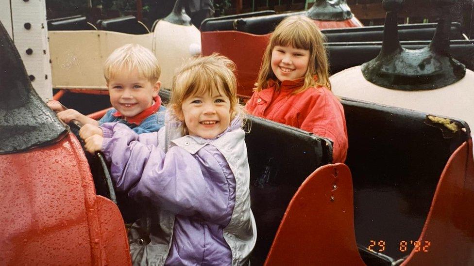 Katie Barnfield at Frontierland