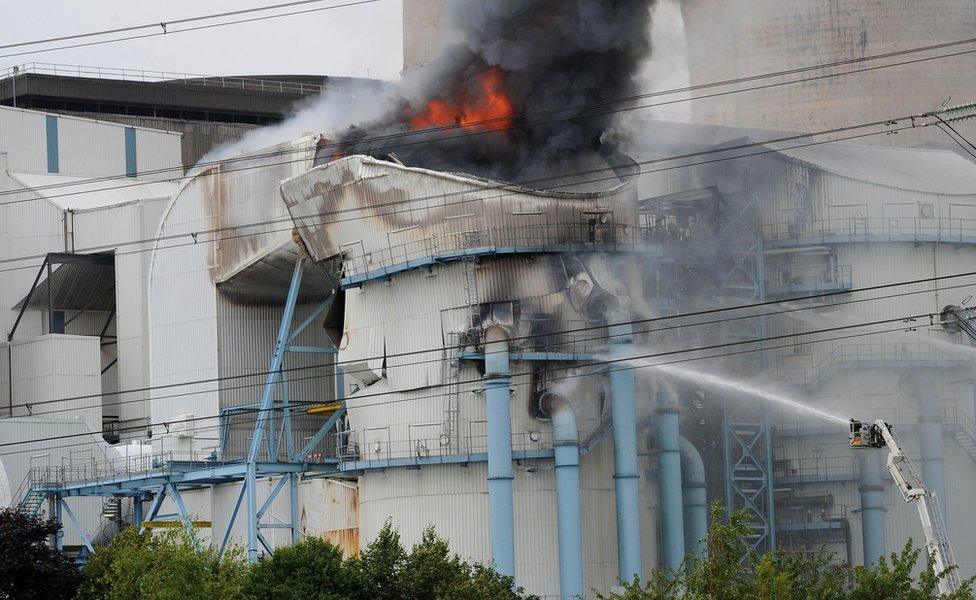 Emergency services tackle fire at Ferrybridge Power Station in 2014