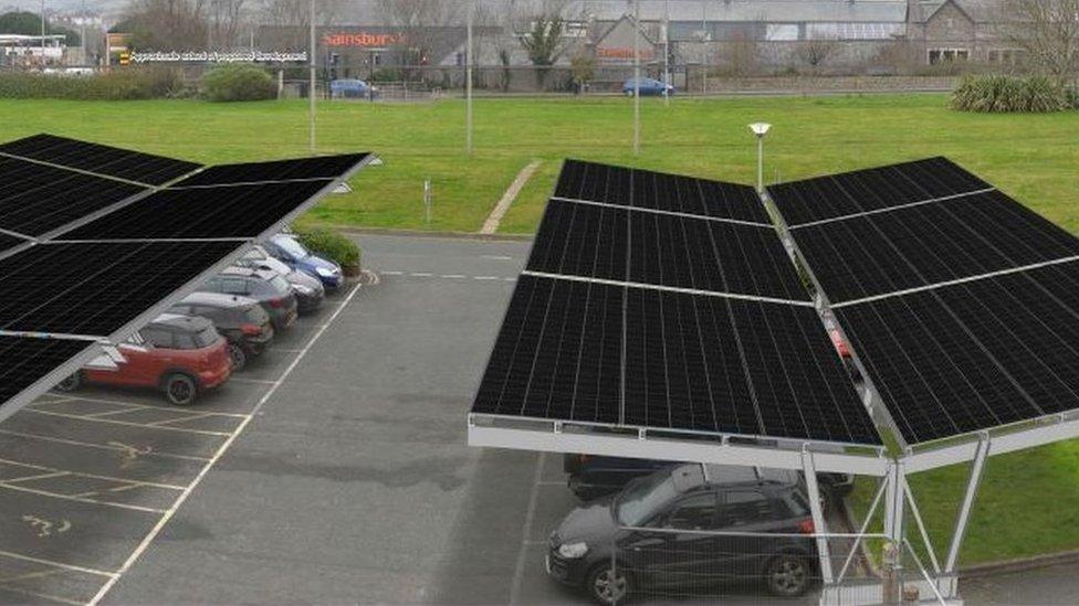 solar panel canopy