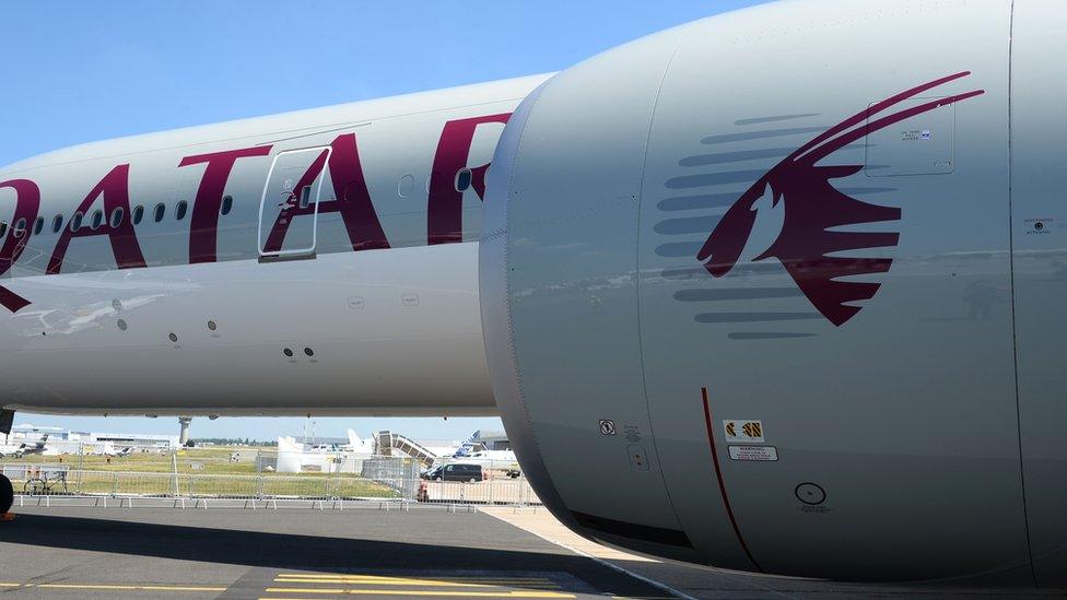 Qatar Airways Boeing 777-300 at Le Bourget airport (18 June 2017)